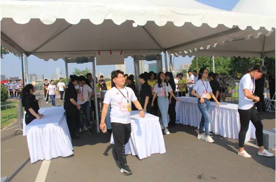 長沙紅光保安服務有限公司,長沙安保服務,長沙安全服務,長沙非武裝押運,勞務派遣服務 長沙紅光保安服務有限公司,長沙安保服務,長沙安全服務,長沙非武裝押運,勞務派遣服務